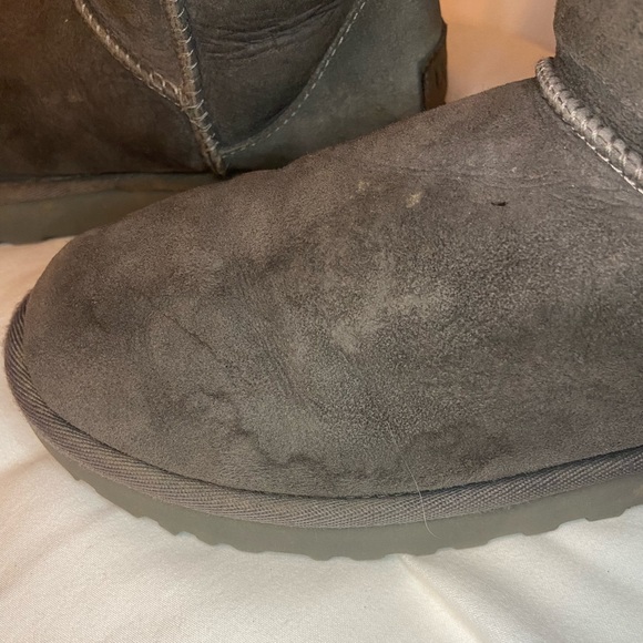 Ugg Classic II Genuine Shearling Lined Short Boot - Picture 3 of 10